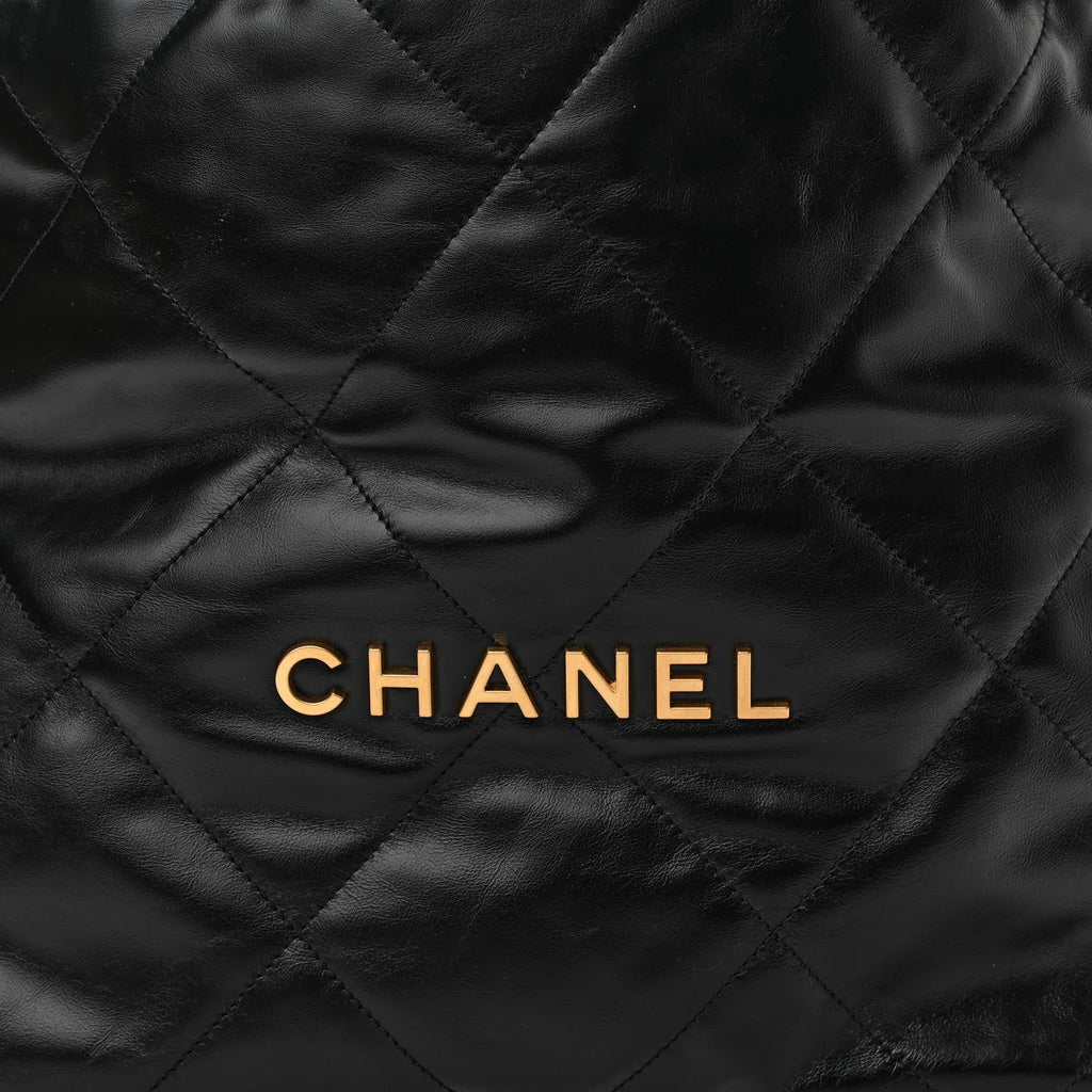 CHANEL Shiny Calfskin Quilted Chanel 22 So Black 1087861