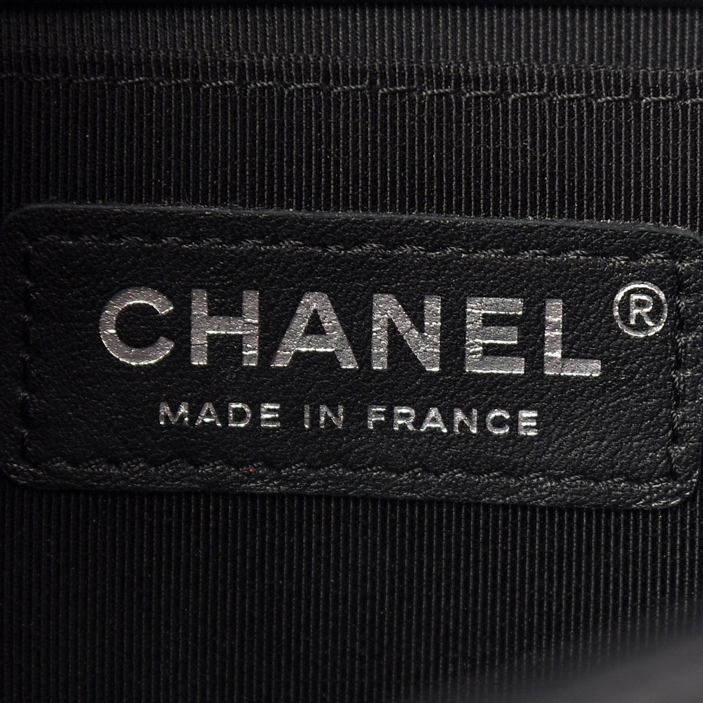 Chanel Perforated Lambskin Boy Flap (SHG-j0q4NI) – LuxeDH