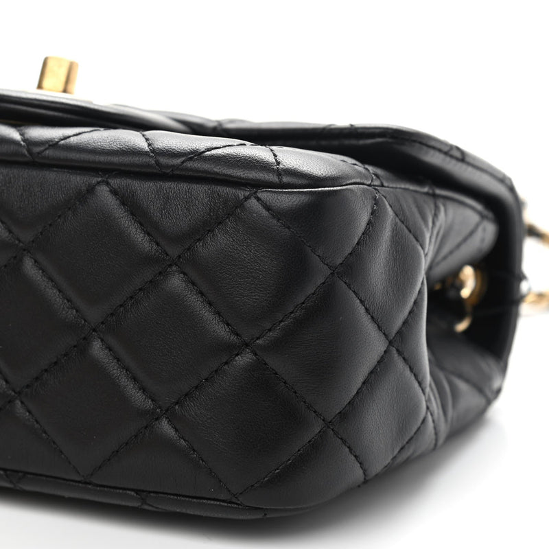 Lambskin Quilted CC Pearl Crush Mini Flap Black